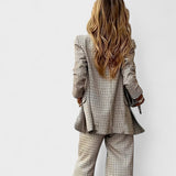 Carlota - Elegant Style