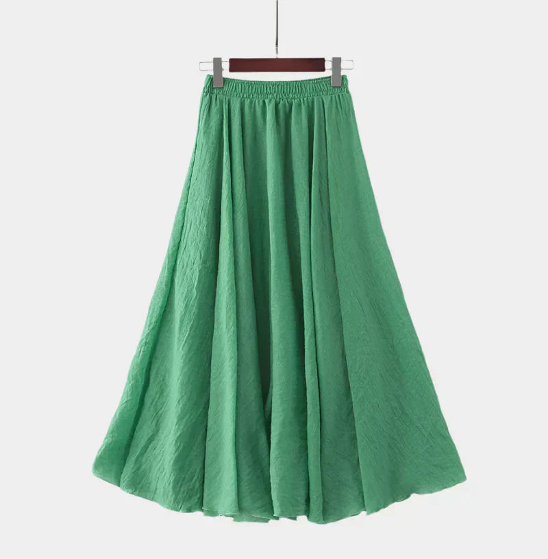 Elegantná Sukňa s Vysokým Pásom" could be rephrased as "Vysokopásmová Elegantná Sukňa.