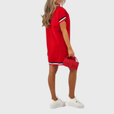 Clara Sport Pruhy – Sportovní Šaty s Kontrastními Pruhy" can be rewritten as: "Clara Sport Pruhy – Sportovní Šaty s Odrážejícími Pruhy