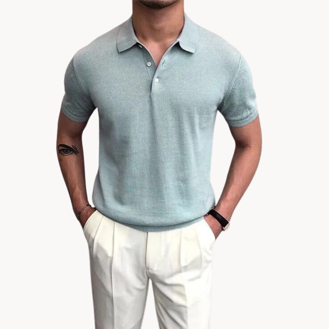 Polo - Gola Intemporal Movimento" can be rewritten as "Timeless Movement Polo with Classic Collar.