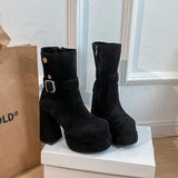 Amália - Urban Boots with Character and Confidence