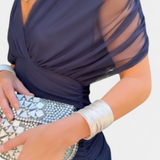 Luana - Elegantné šaty s V-výstrihom