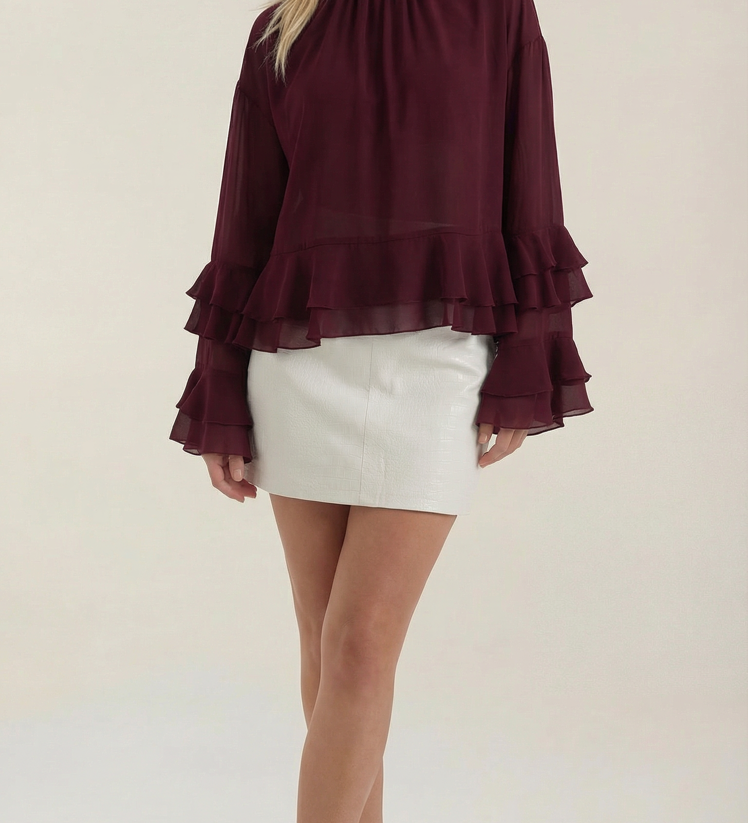 Sukňa s hladkým vzhľadom áčkového strihu